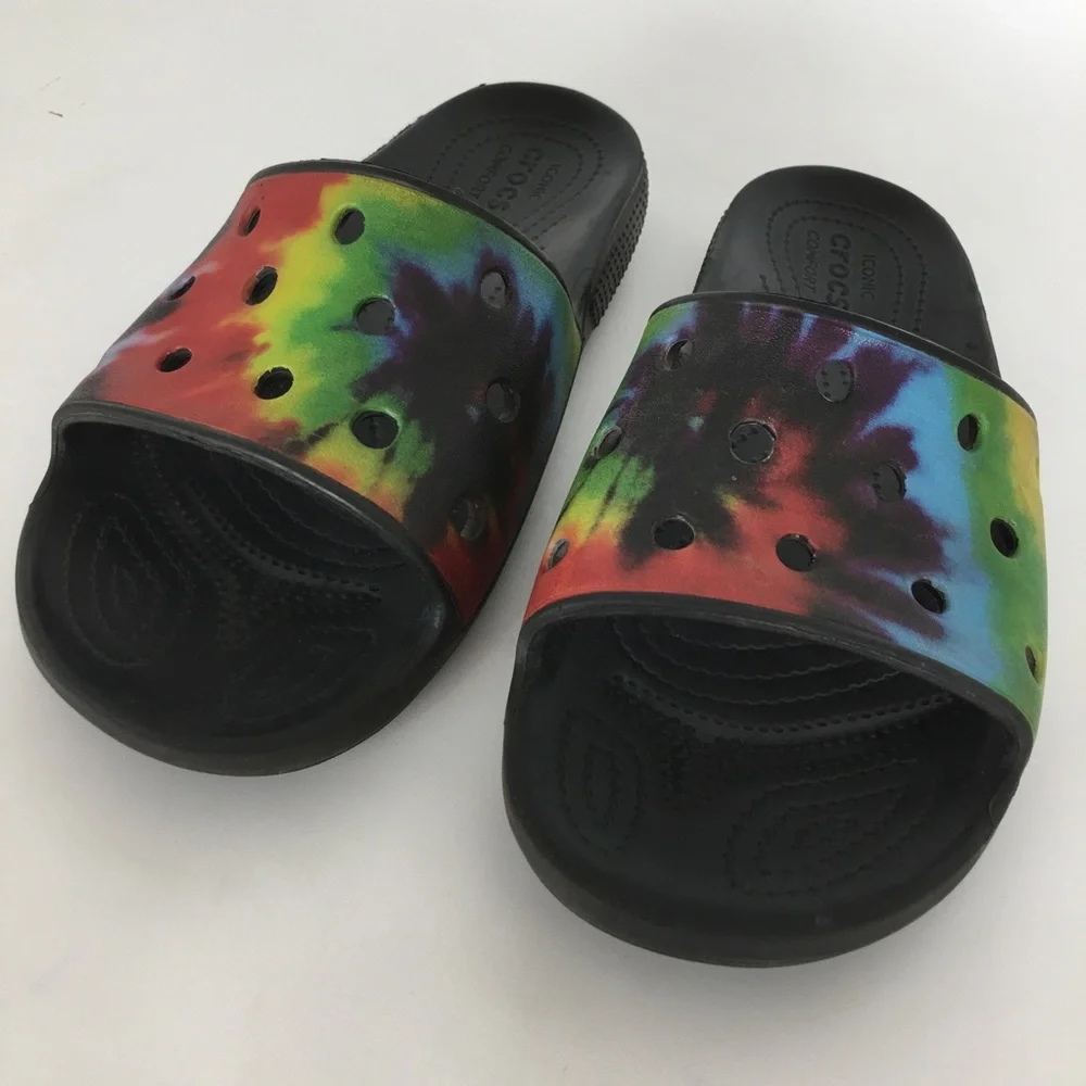Crocs Tie-dye Rainbow Slides Sandals Women’s Size 7 Casual Summer Shoes